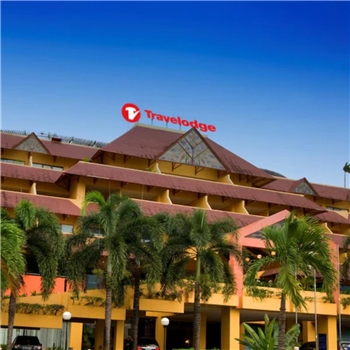 Promo: Batam 4-star AP Premier tour package, inclusive ferry+hotel+city tour+seafood